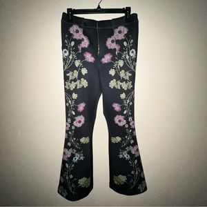 🌸 cynthia rowley bonded fit and flare floral pants 🌸